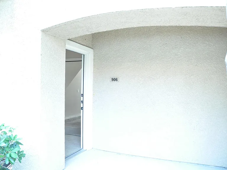 12707 Boheme Dr #906 — Photo 12