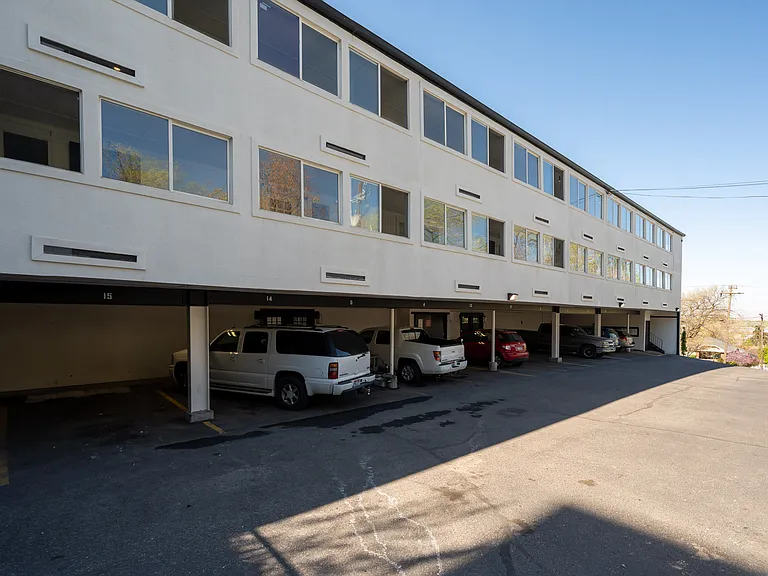 The Ashwell Apartments — Photo 7