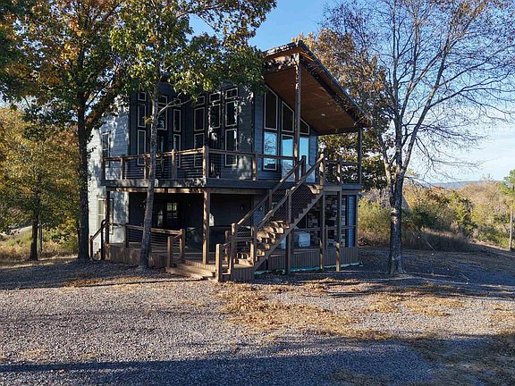 3rd image of 1384 Loop Rd