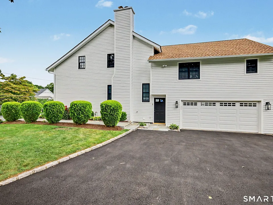 15 Linden Pl #2