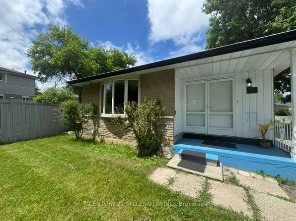 30 Kenilworth Rd, Brampton, ON L6V 2B1