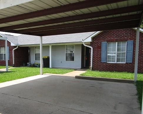 3rd image of 6008 Charles Dr #A
