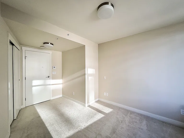 180 Switchmen St — Photo 61