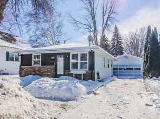 1738 Eastman Ave, Green Bay, WI 54302