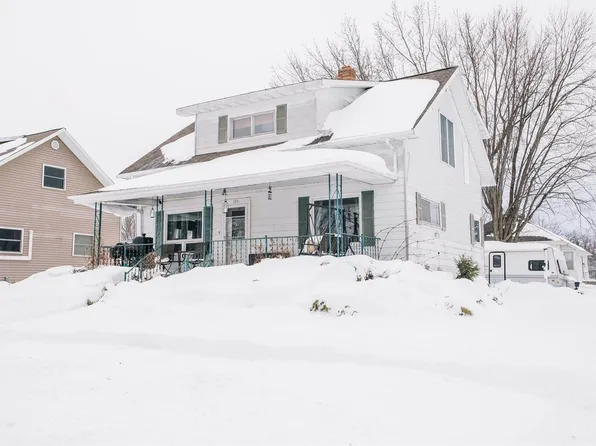 101 S West St, Loyal, WI 54446
