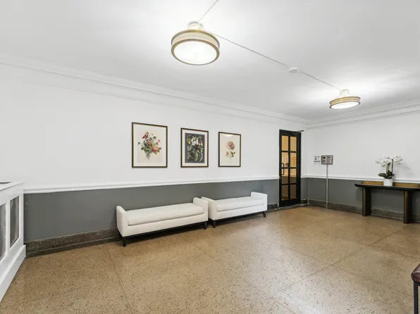 148-09 Northern Boulevard image 10 of 14