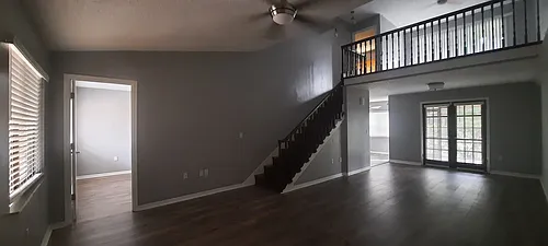 925 Fenton Ln Photo 1