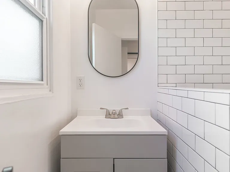 923 1/2 N Stanley Ave #923-1/2 — Photo 5