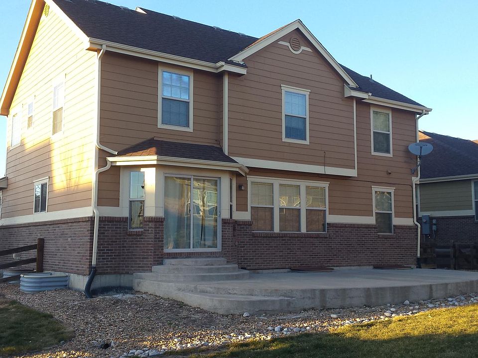 2nd image of 122 N Biloxi Way
