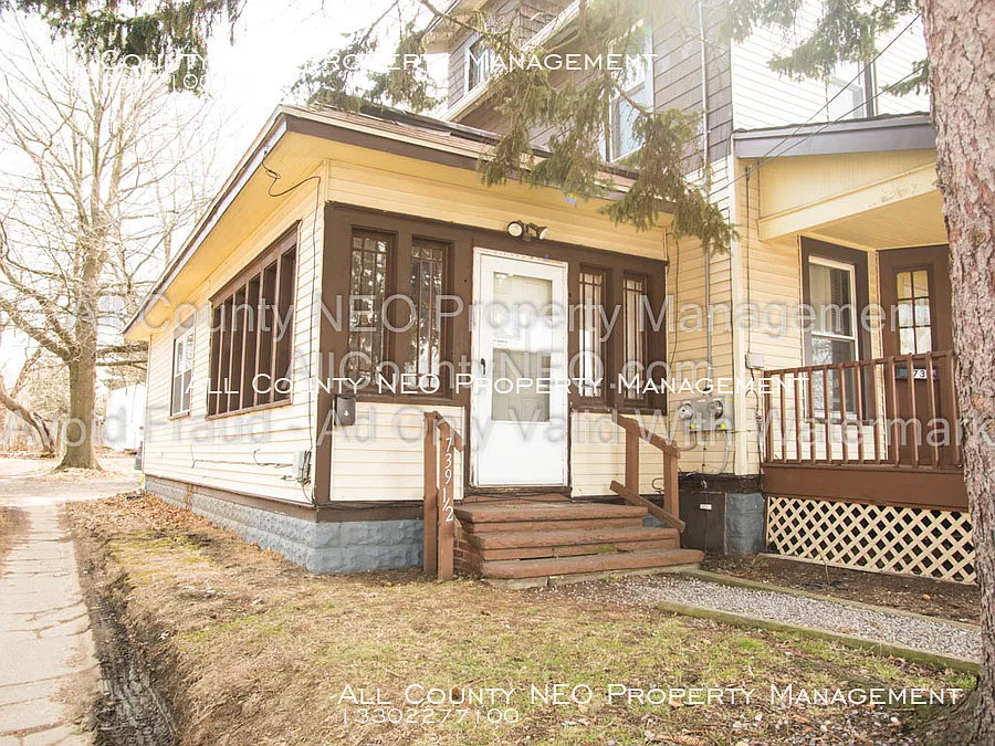 Coming Soon!! Bright & Spacious One-Level Unit Move-In Ready! — Photo 1