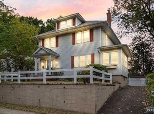 92 Beckwith Pl, Rutherford, NJ 07070