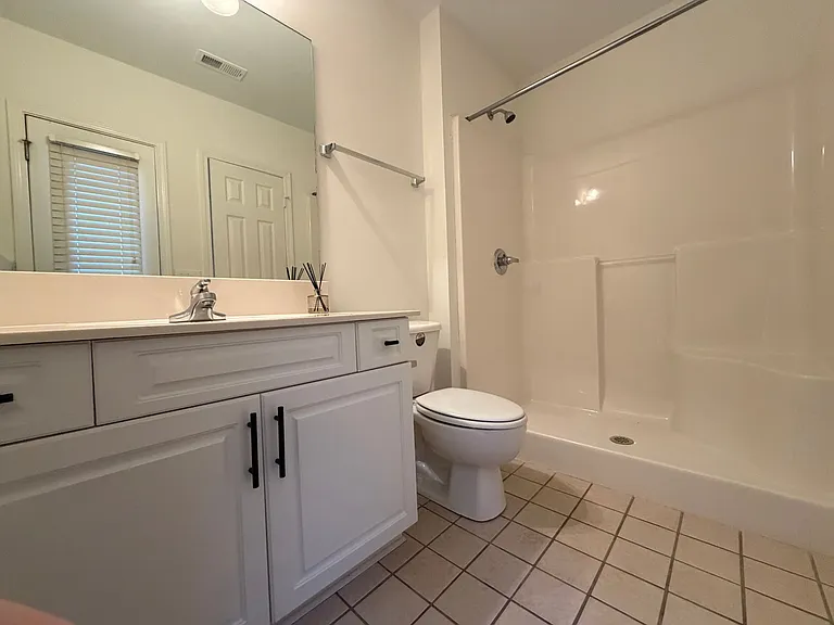 768 Laurel West Ln — Photo 31