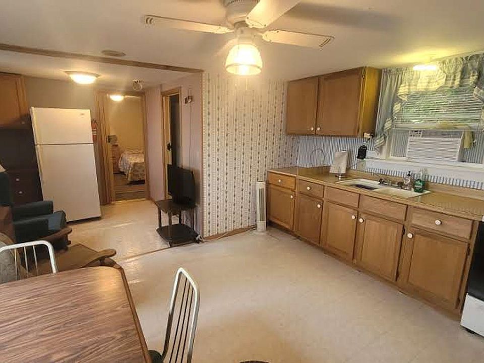 816 E Scharf Ave, Vergas, MN 56587 MLS 6413963 Zillow