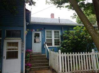 5203 Meridian Ave N, Seattle, WA 98103