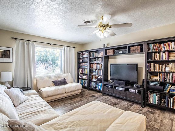 3rd image of 345 Valle Vista Dr