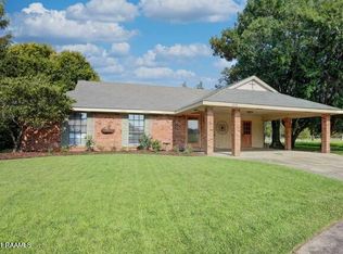 102 Steeple Chase Dr, Lafayette, LA 70506