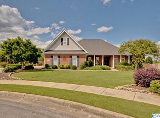 3101 Stone Path Ln SE, Owens Cross Roads, AL 35763