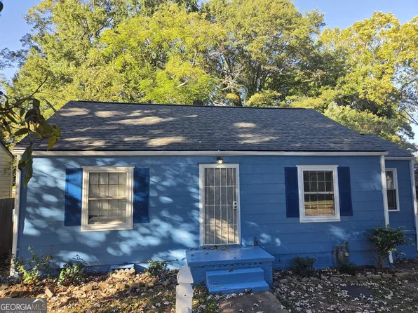 1693 John Calvin Ave, College Park, GA 30337