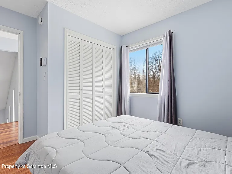 1379 Winding Way — Photo 23