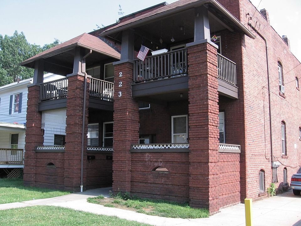 Newly renovated! All 4 units available!