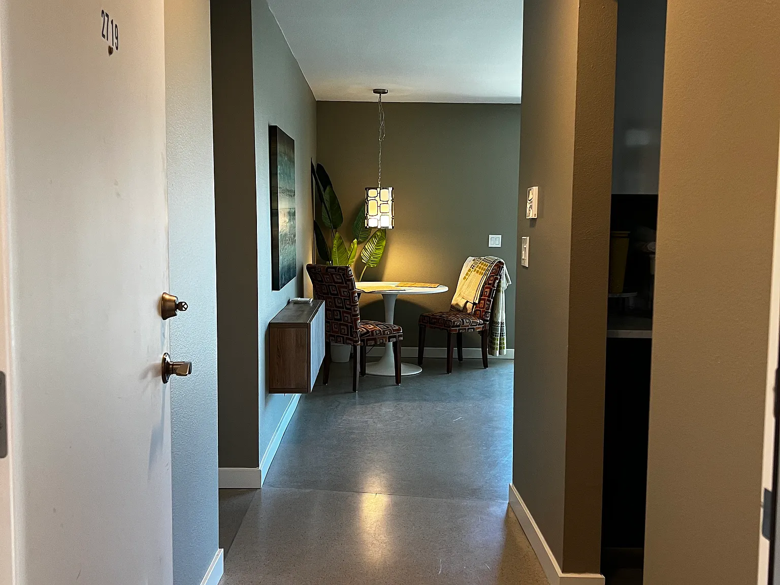 3 bed, $1,225 — Photo 3