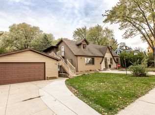 275 S Slusser St, Grayslake, IL 60030