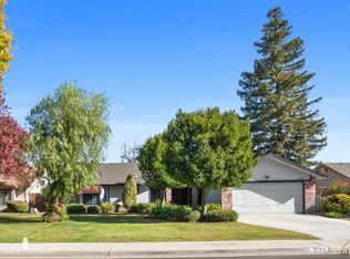3704 Poe Ln, Bakersfield, CA 93311
