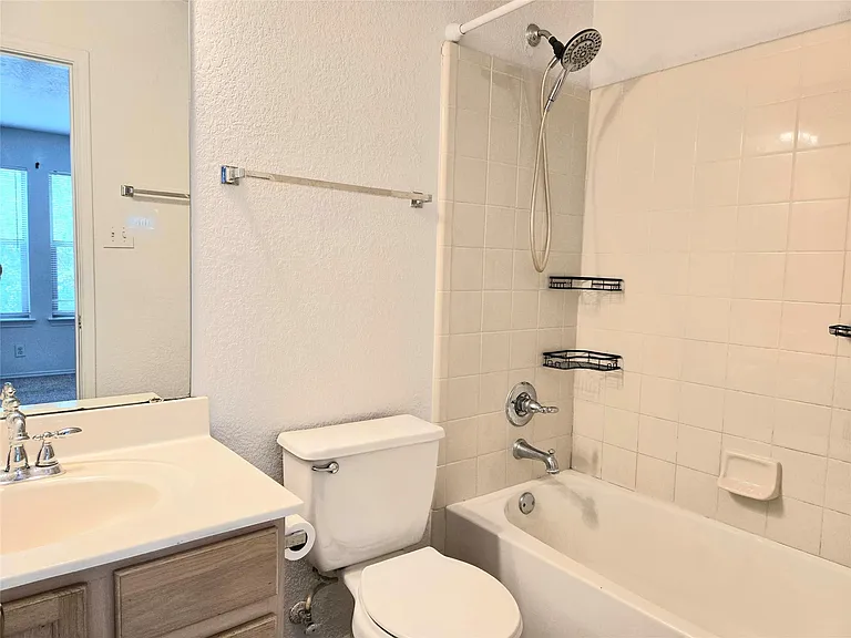 161 Beech Dr — Photo 17