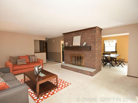 3rd image of 4660 Terry Dr SE