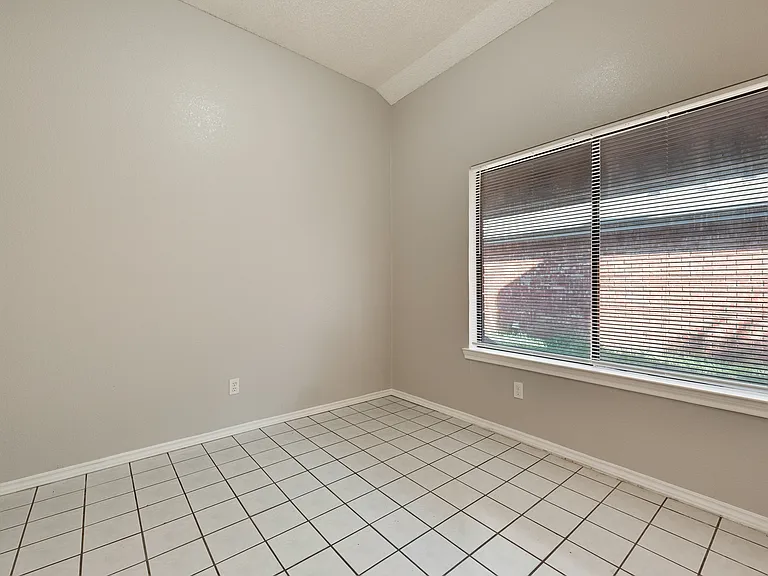 3078 Rustlewind Ln — Photo 18