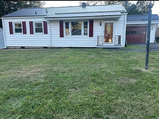1st image of 14 Dennis Ln