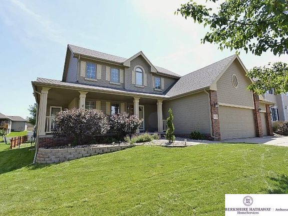 2nd image of 6215 N 154th St