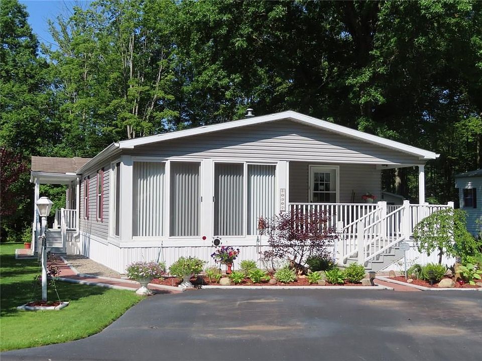 1st image of 10307 Circle W #73