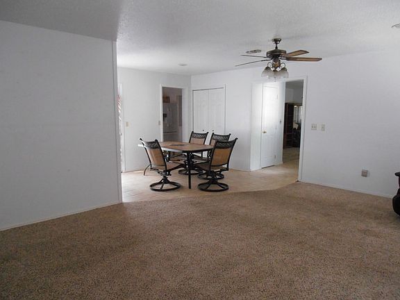 2nd image of 211 E Raven Ave