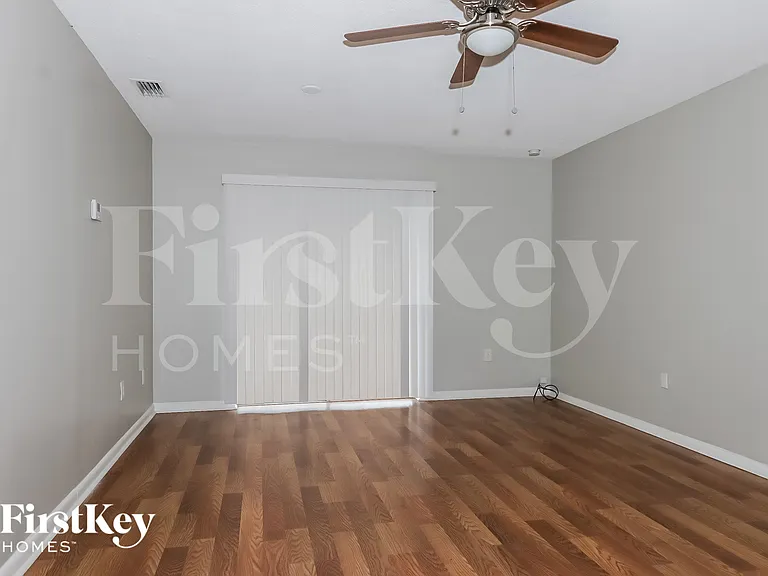 9749 Sandalfoot Blvd — Photo 9