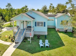11210 N Shore Dr, Bay St Louis, MS 39520
