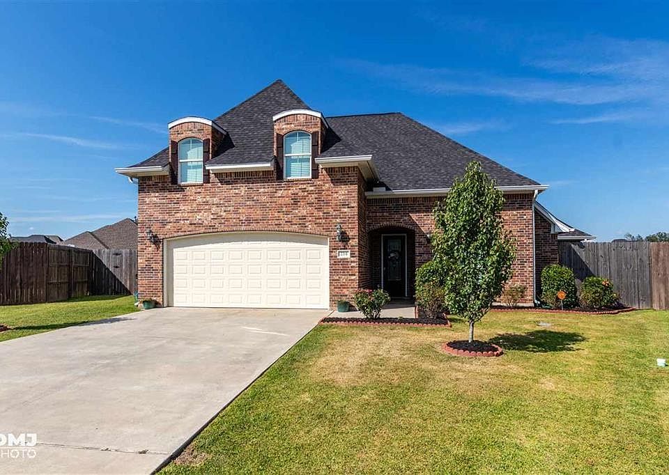 1st image of 214 King Palms Way