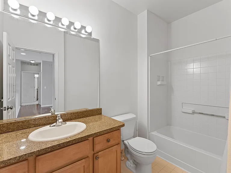 3091 Camden Dr — Photo 7