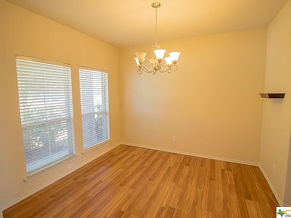 5th image of 2204 Ryan Dr