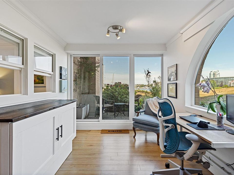 1st image of 640 Montreal St #101