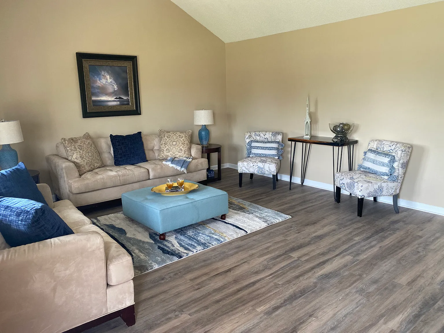 3 bed, 1394 sqft, $1,800 — Photo 2