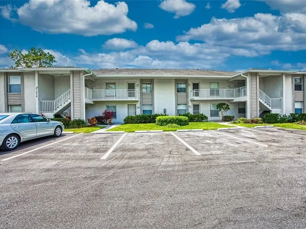 1476 Churchill CIR #J102, NAPLES, FL 34116