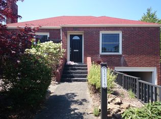 3719 41st Ave SW, Seattle, WA 98116