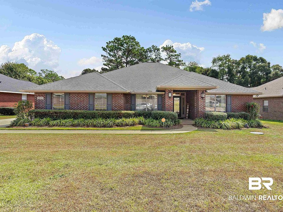 1st image of 2835 Saddlebrook Dr E
