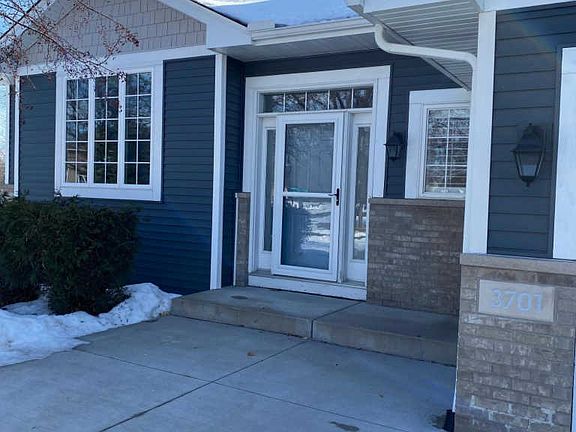 3rd image of 3701 90th Cres N