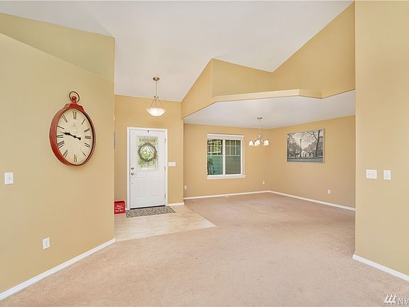 4th image of 8424 Veterans Dr SW