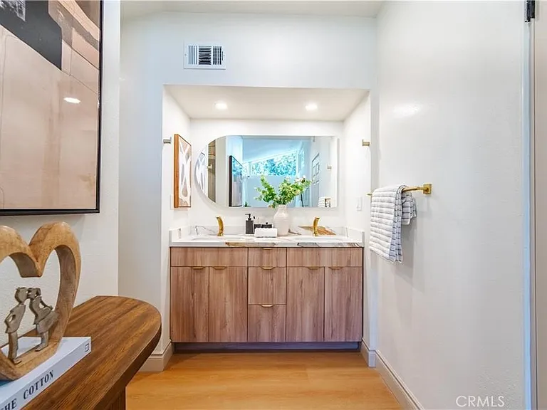 236 Mission Dr — Photo 19