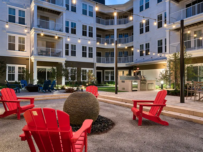 Lyric at Norton Commons Apartments — Photo 20