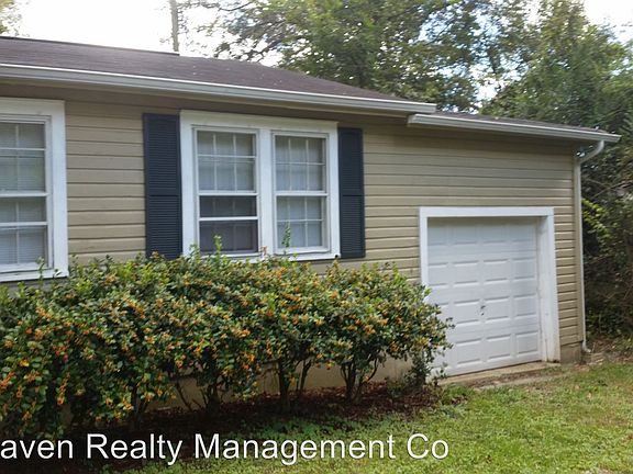 2nd image of 26 Bellflower Cir #B