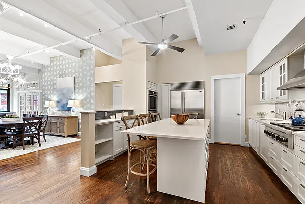 Sold by Compass | media 13